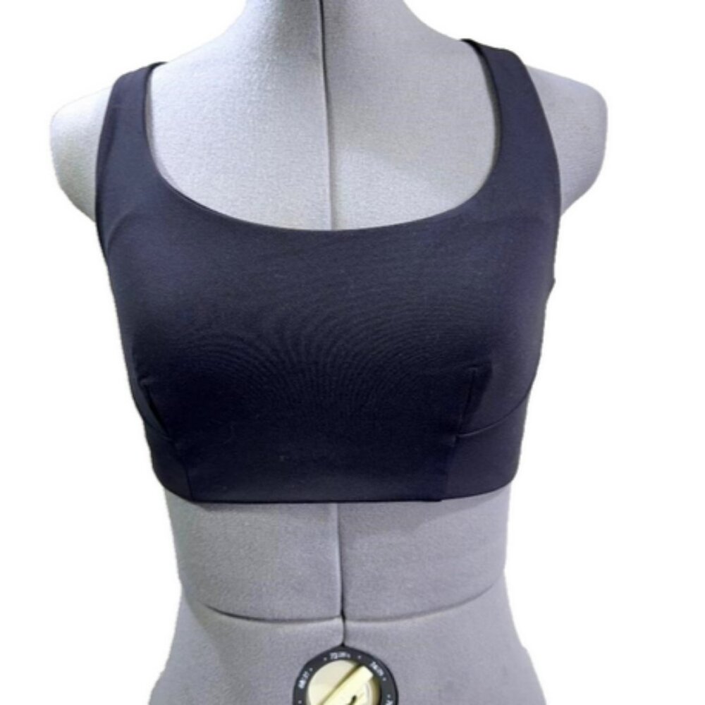 Lululemon black athletic bra Luon no cups , s. 8 would fit to s. 6